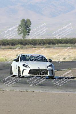 media/Sep-15-2024-Speed Ventures (Sun) [[7a54f7ed2f]]/86 Group/Session 1 (Outside Grapevine)/